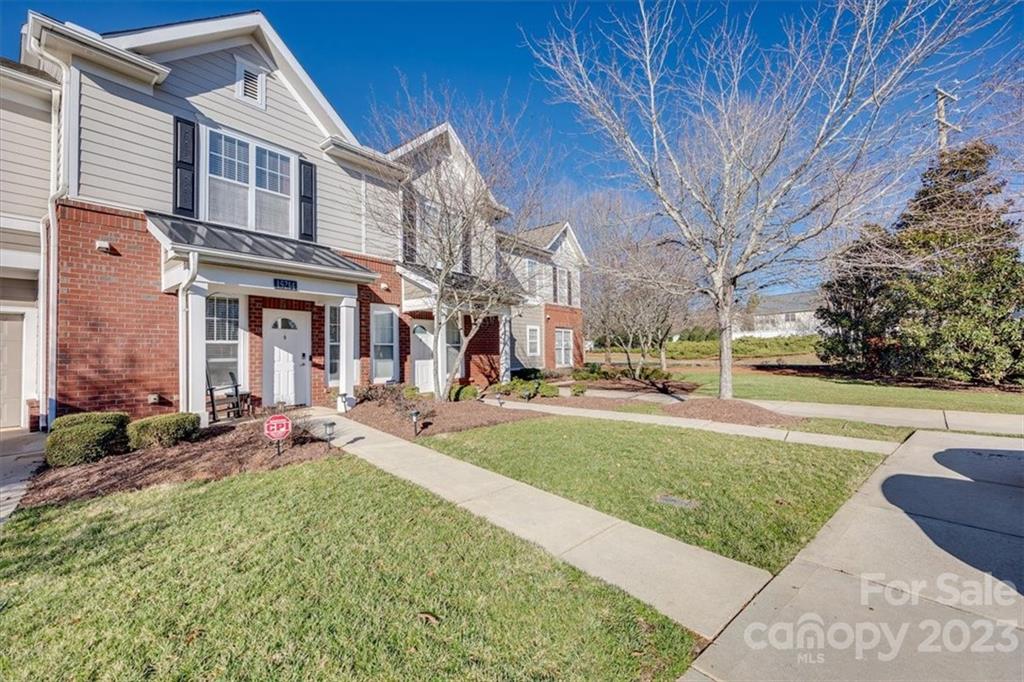 Coventry Court Townhomes - Residential