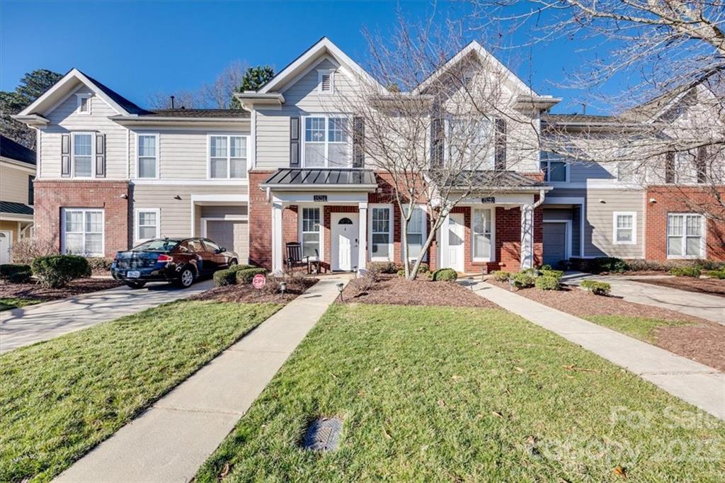 Coventry Court Townhomes - Residential