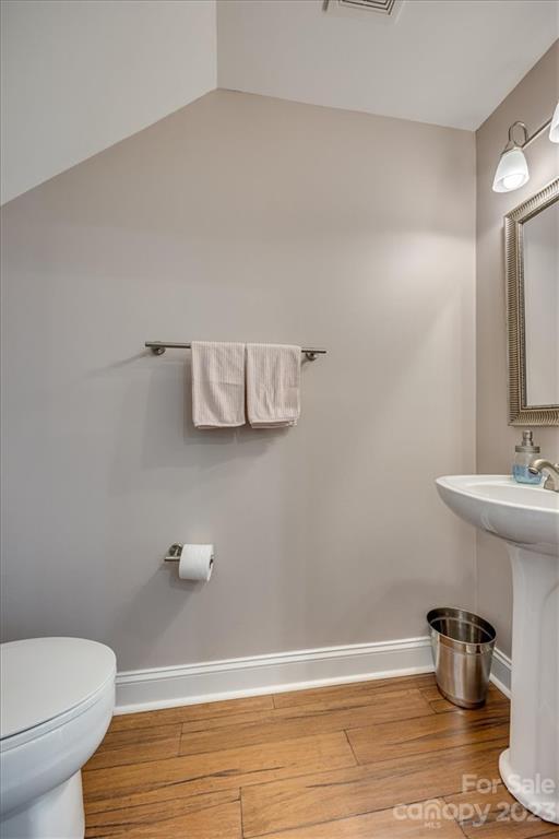 Coventry Court Townhomes - Residential