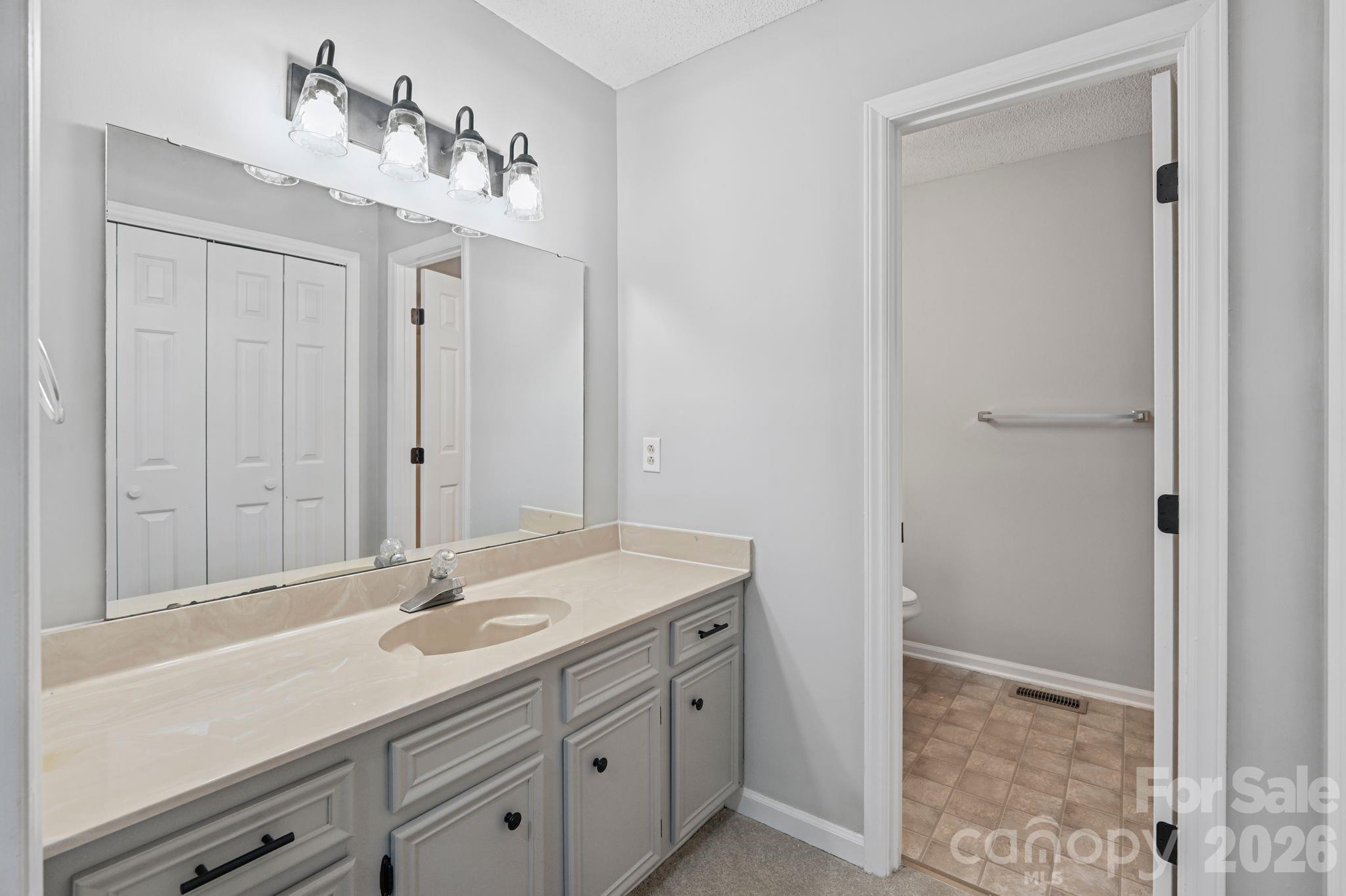 Hawksridge - Residential