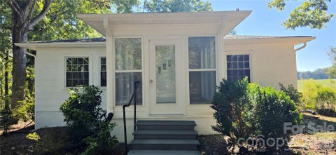 Photo of 1107/1111 Chase High Road, Forest City, NC 28043 (MLS # 4438038)