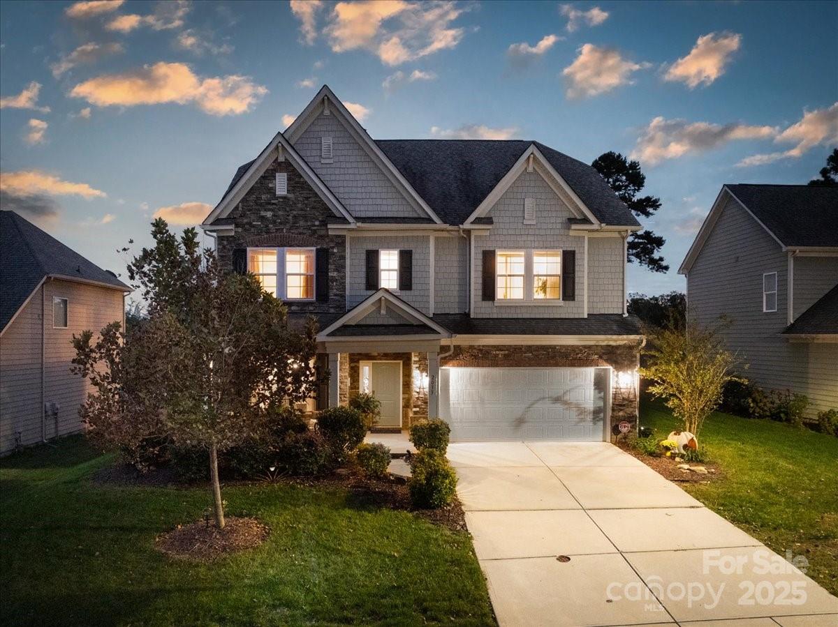 2033 Folkstone Lane
