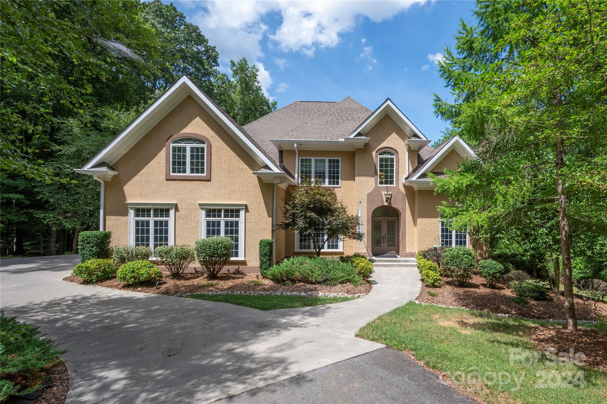 3637 Canterbury Lane