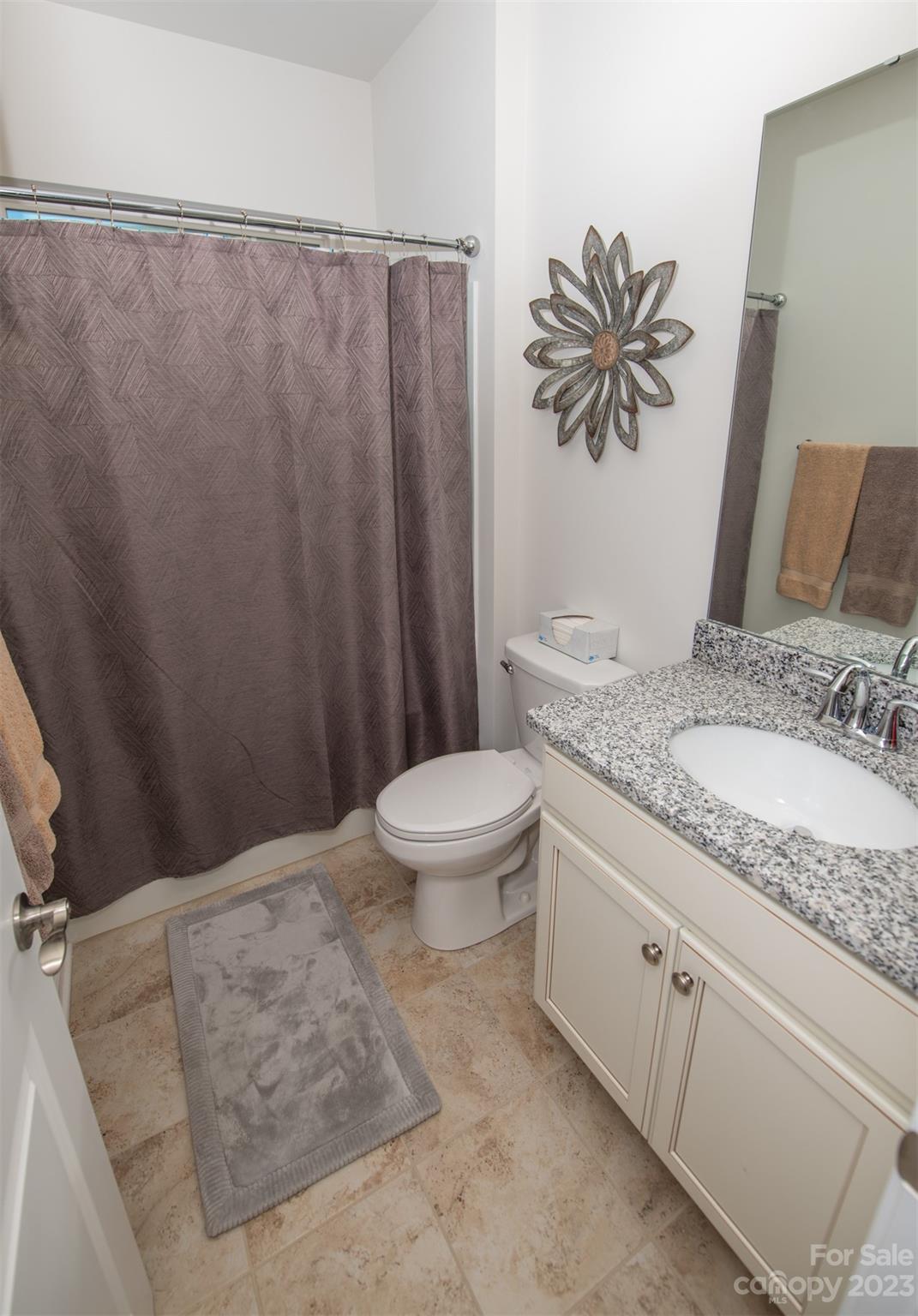 Imagery On Mtn Island - Residential