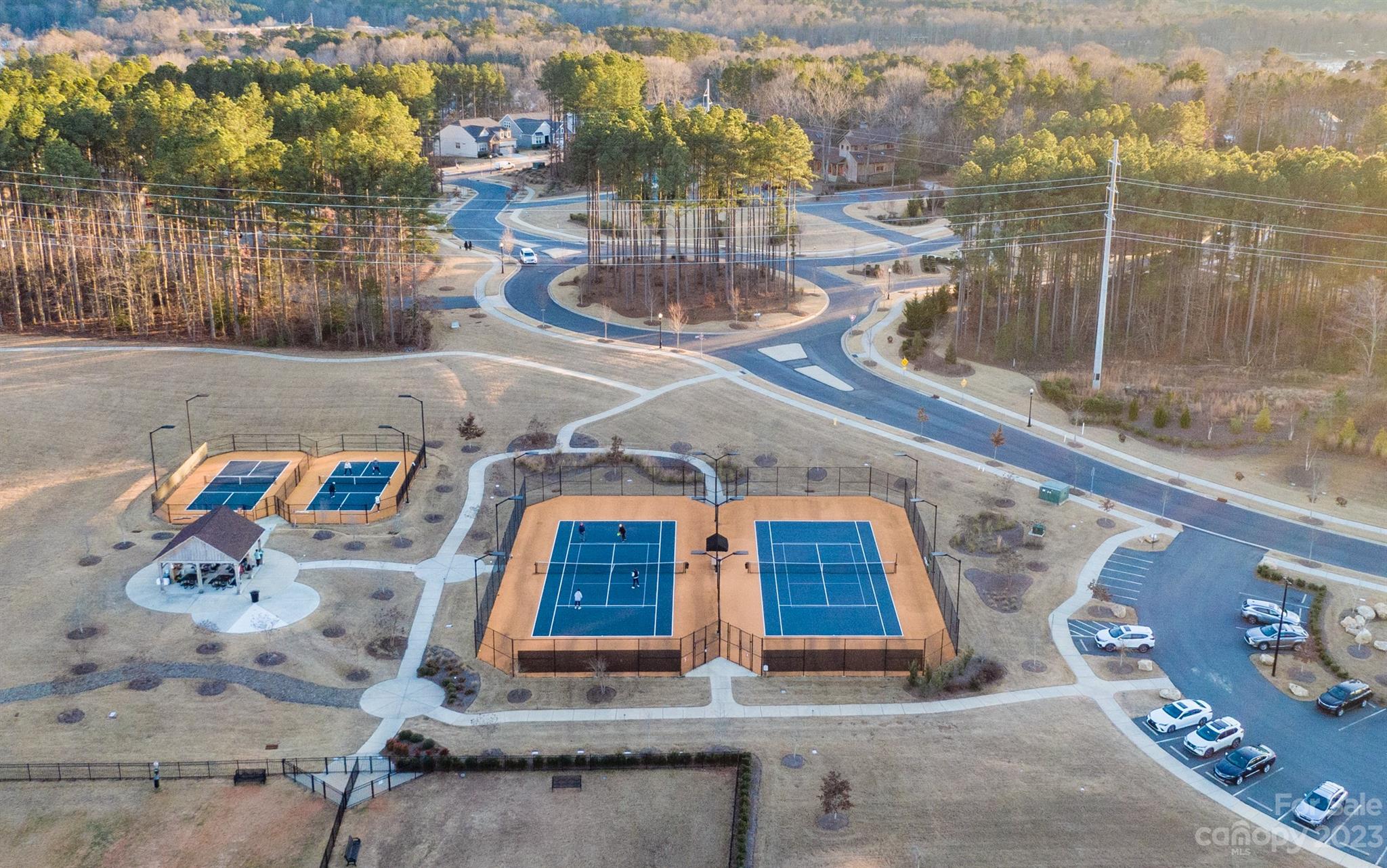 Imagery On Mtn Island - Residential