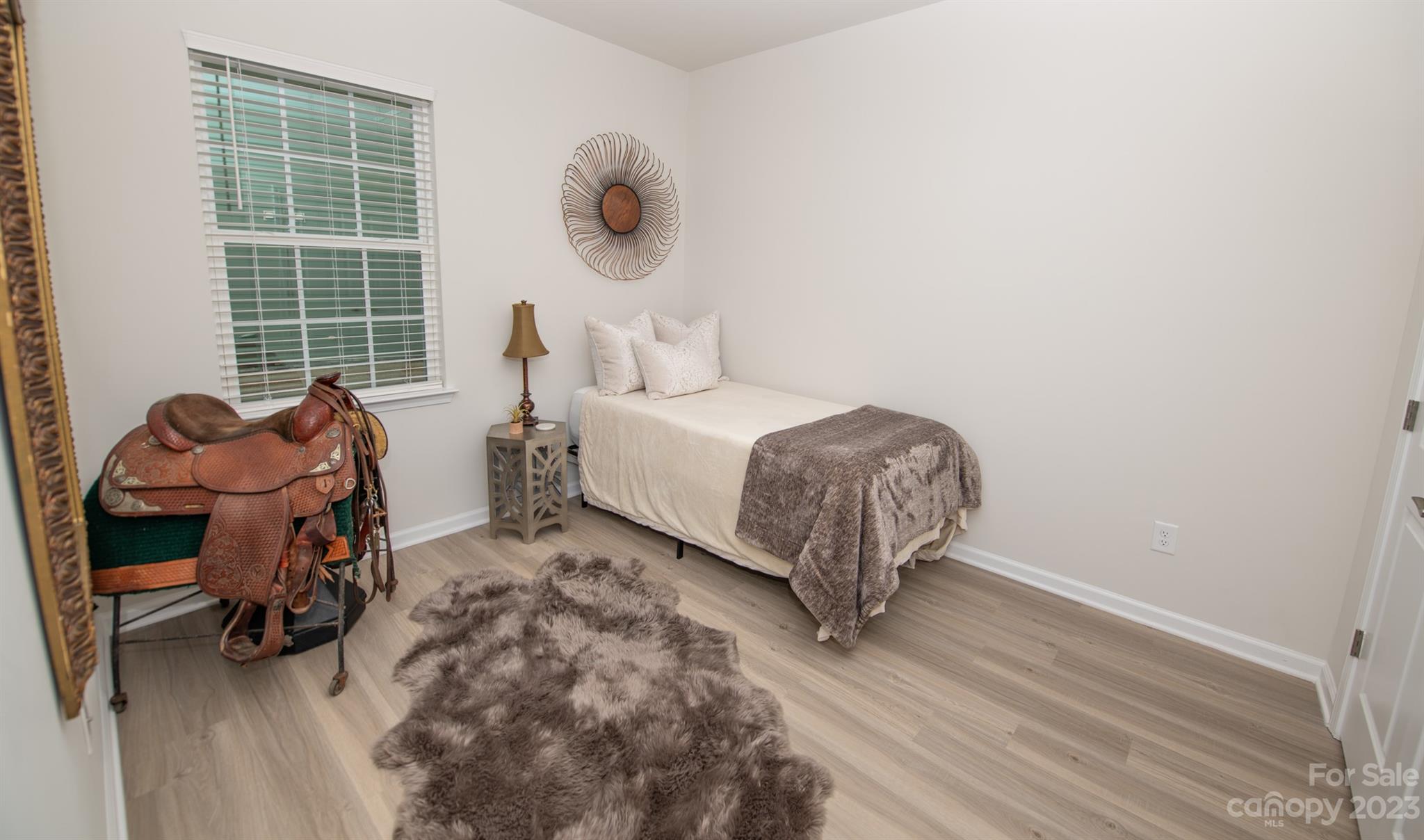 Imagery On Mtn Island - Residential