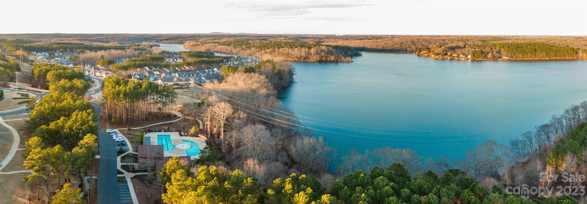 Imagery On Mtn Island - Residential