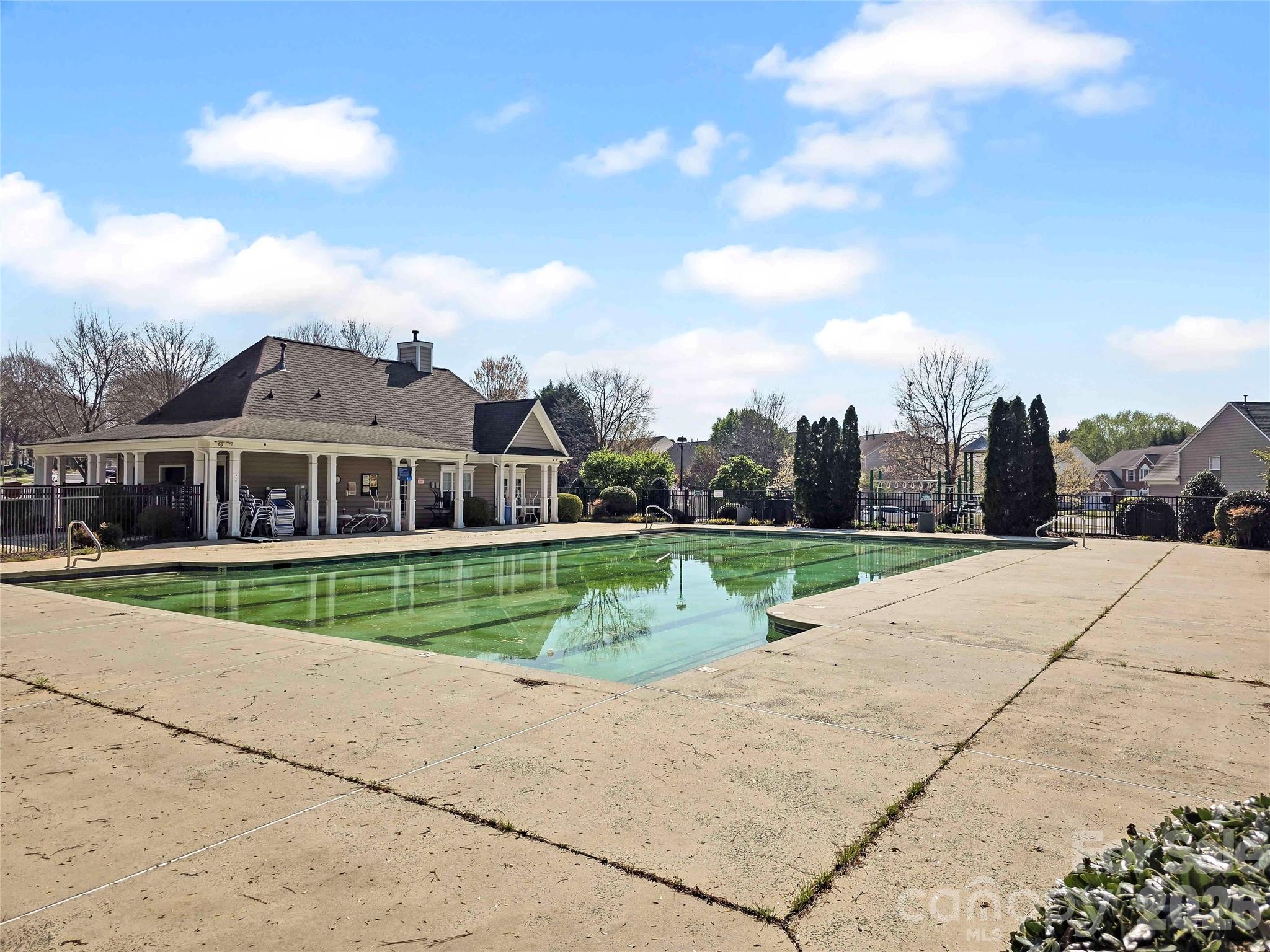 Weston Glen - Residential