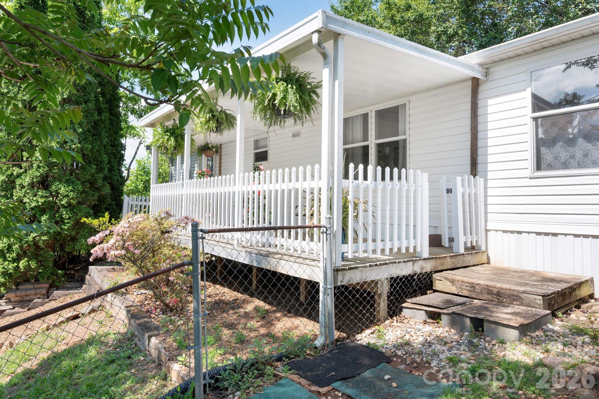 66 Green Oak Road