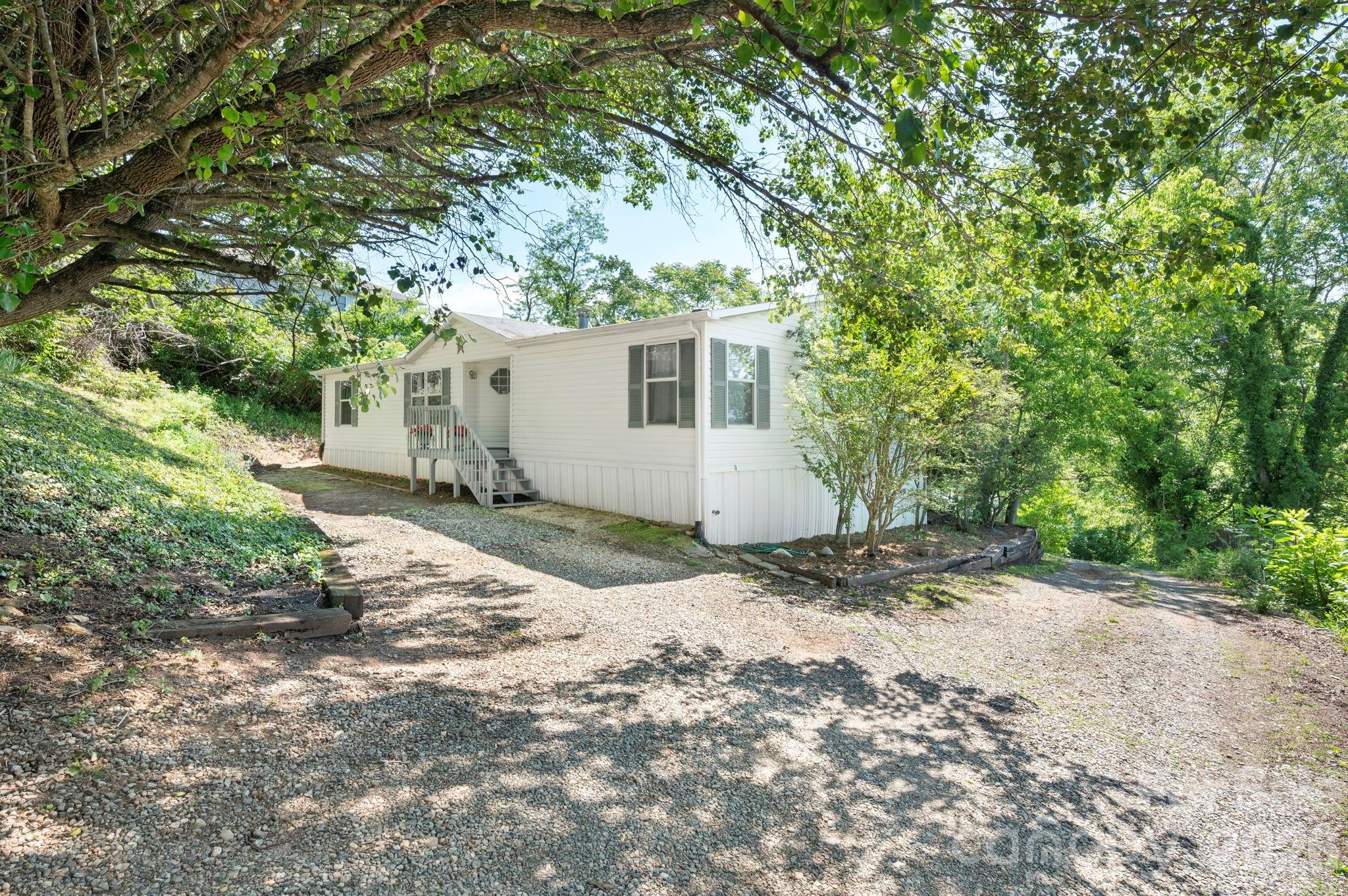 66 Green Oak Road