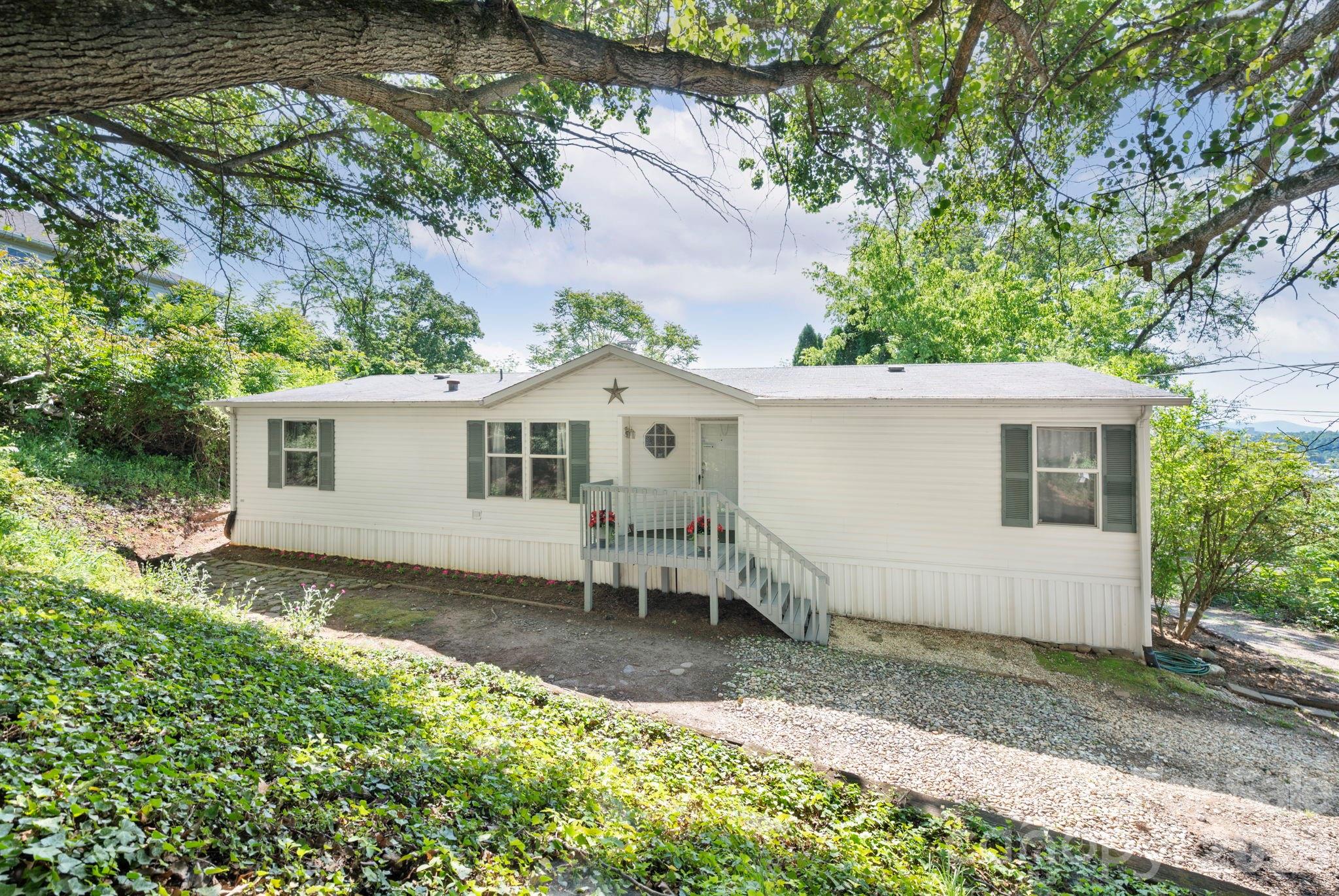 66 Green Oak Road