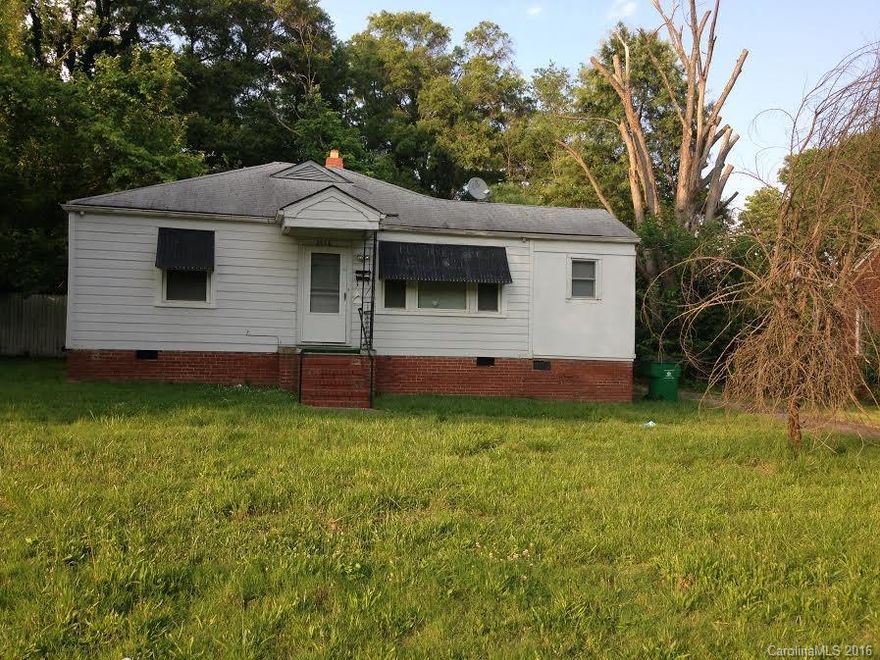 Investors Dream or Buyer looking for a Fixer Upper. Needs an inspection to determine any issues. The Sellers have not lived in the house. Being Sold As Is, no repairs , no concessions.
