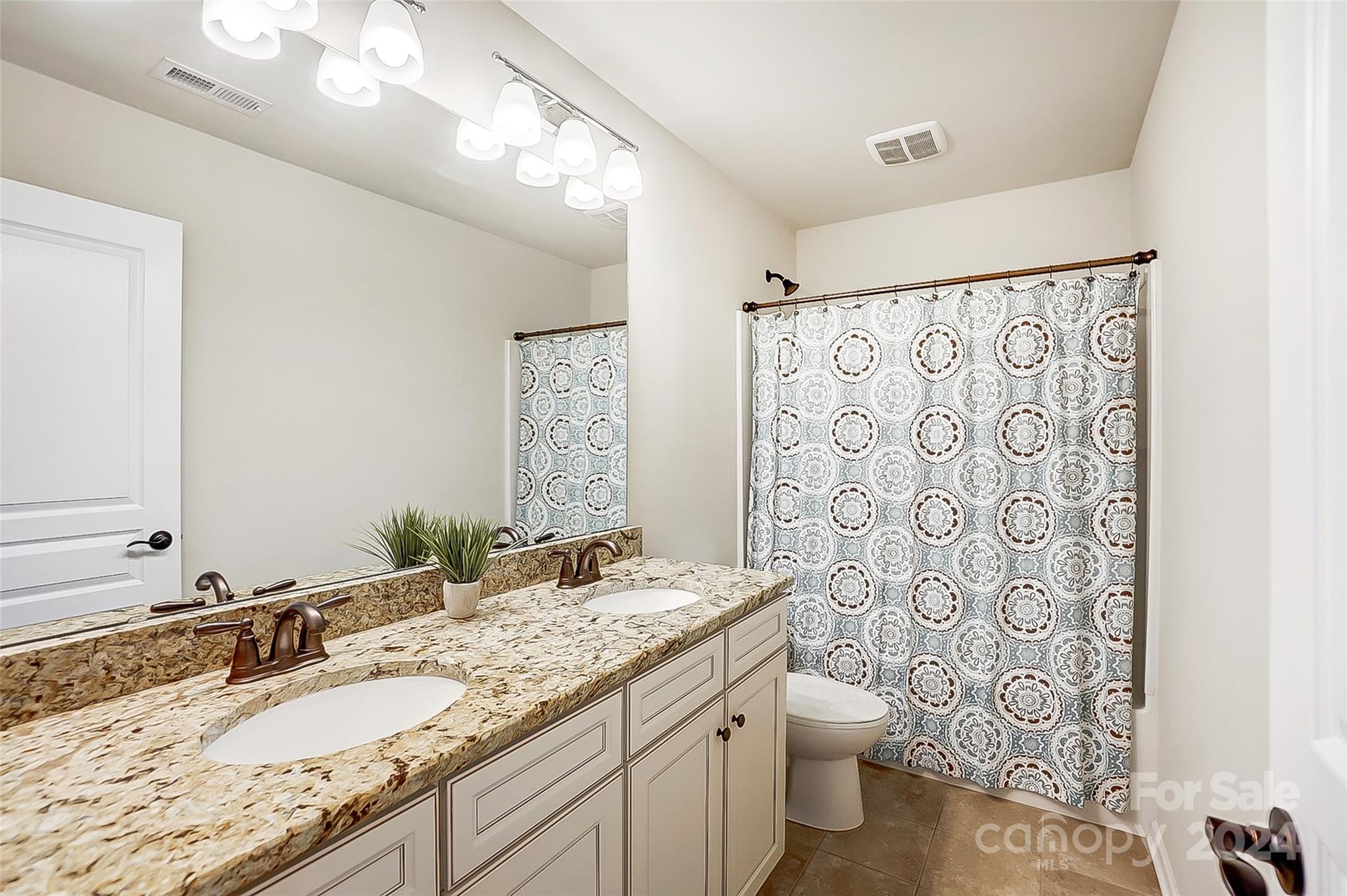 Audubon Lake - Residential