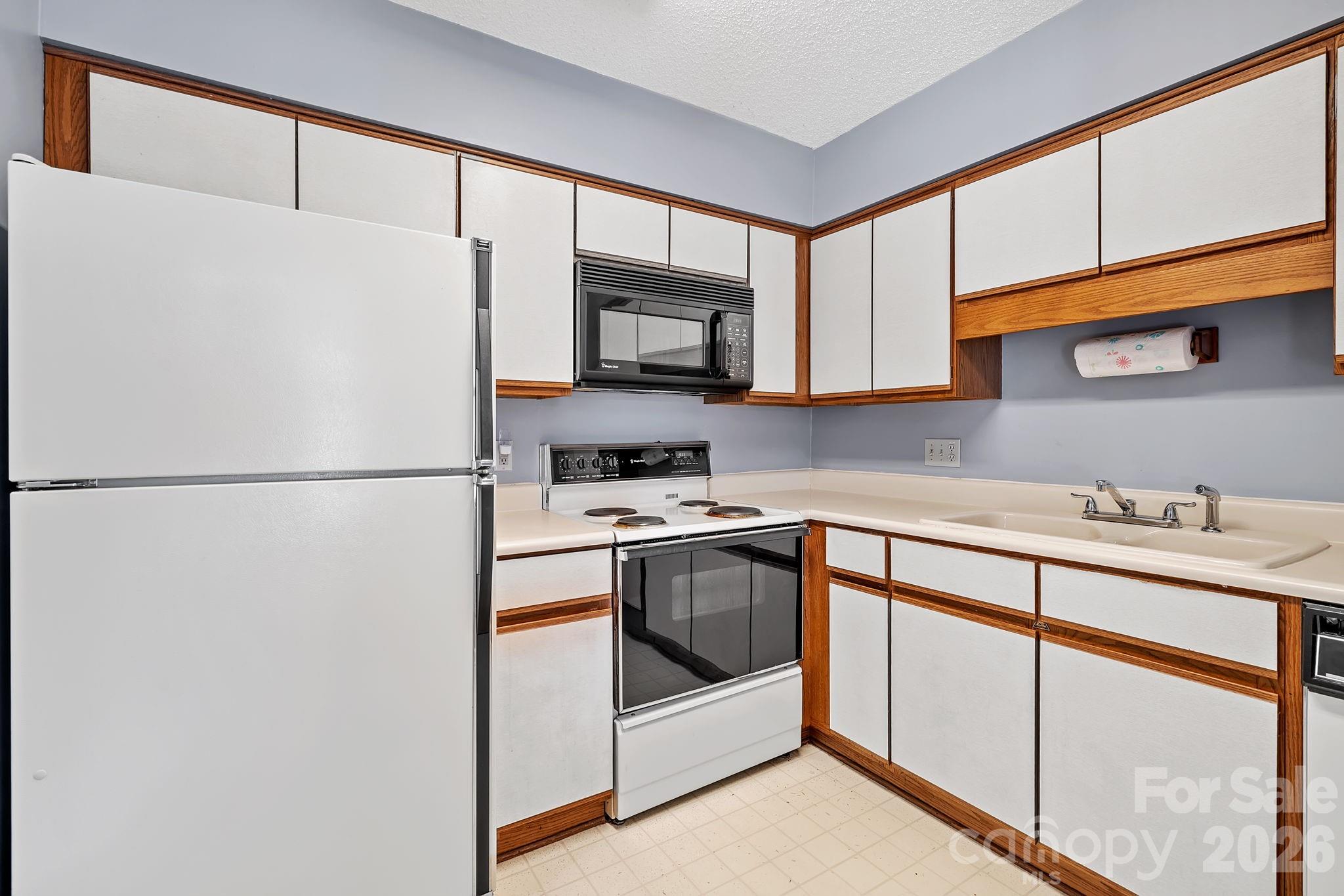 2604 Vineyard Boulevard