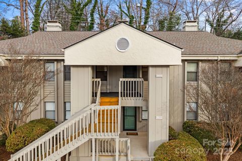 2604 Vineyard Boulevard Asheville NC 28805