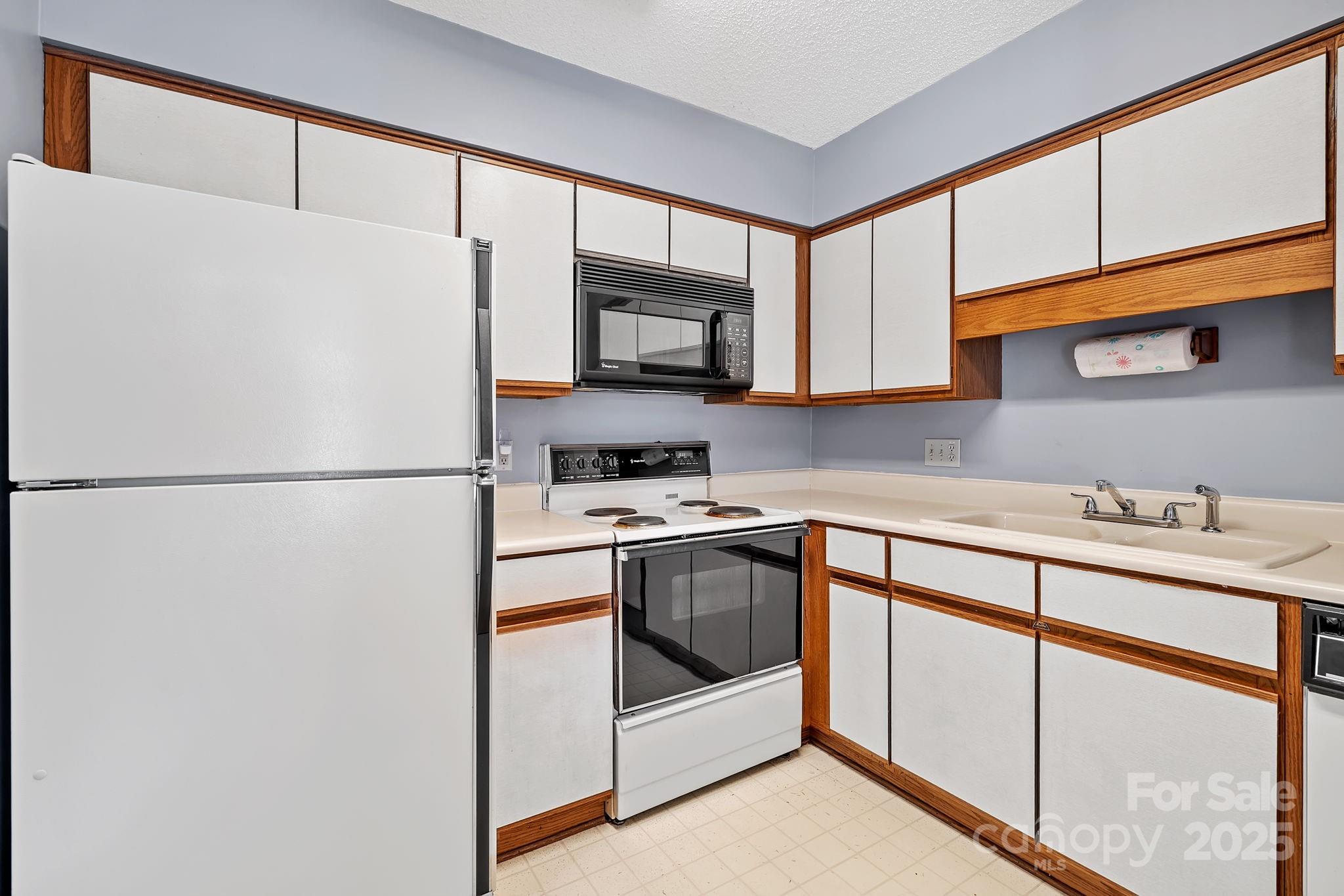 2604 Vineyard Boulevard