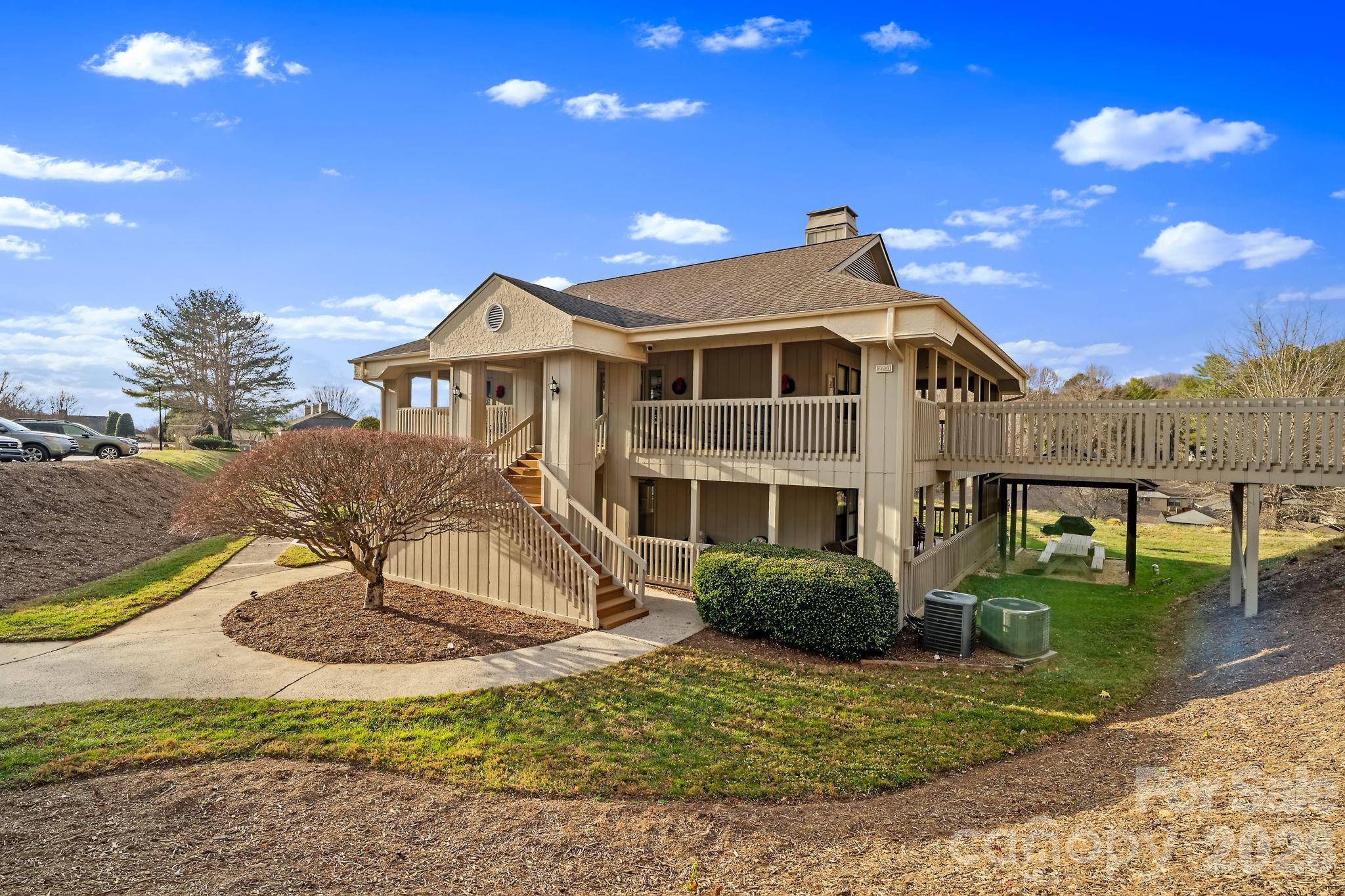 The Cloisters - Residential