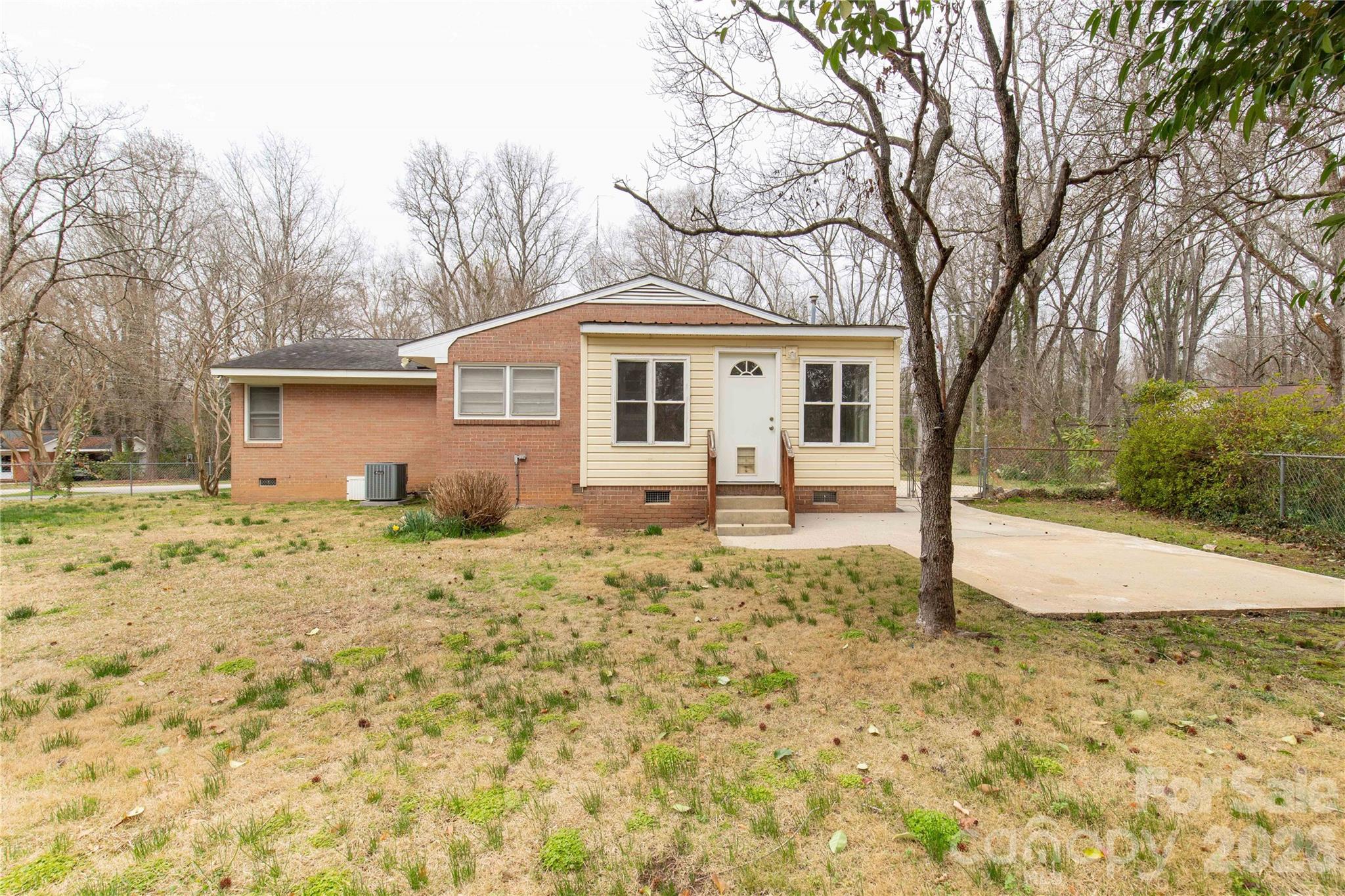 Sunny Hills - Residential