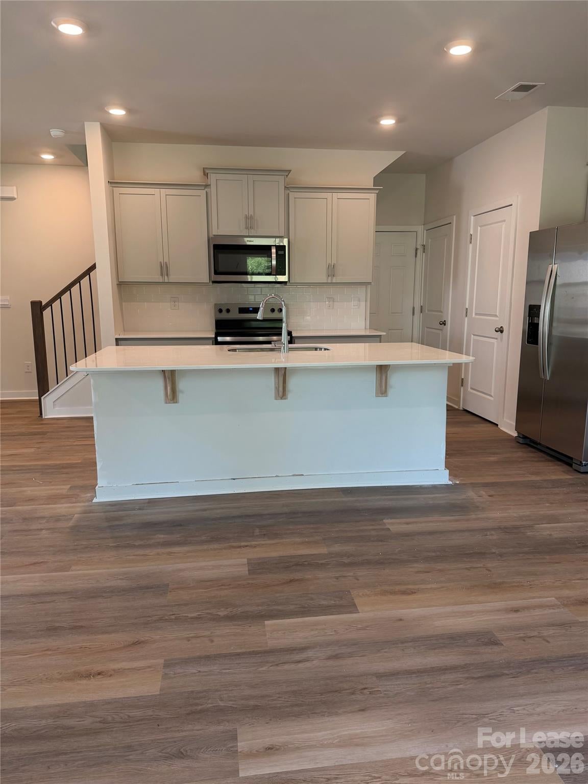 1423 Mammoth Road