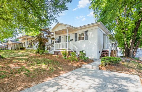 2109 Brewton Drive Charlotte NC 28206