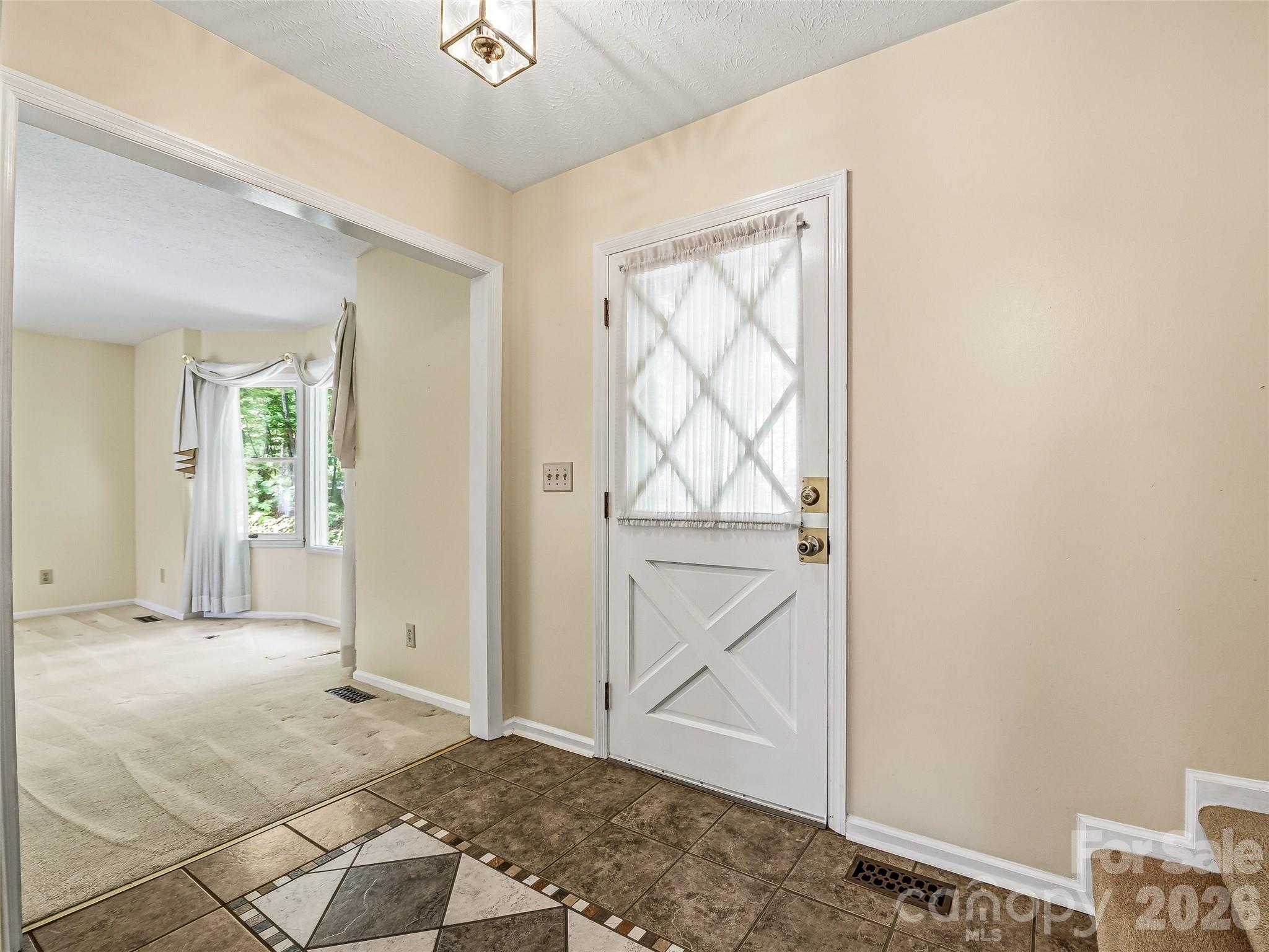 11 Woodmere Drive