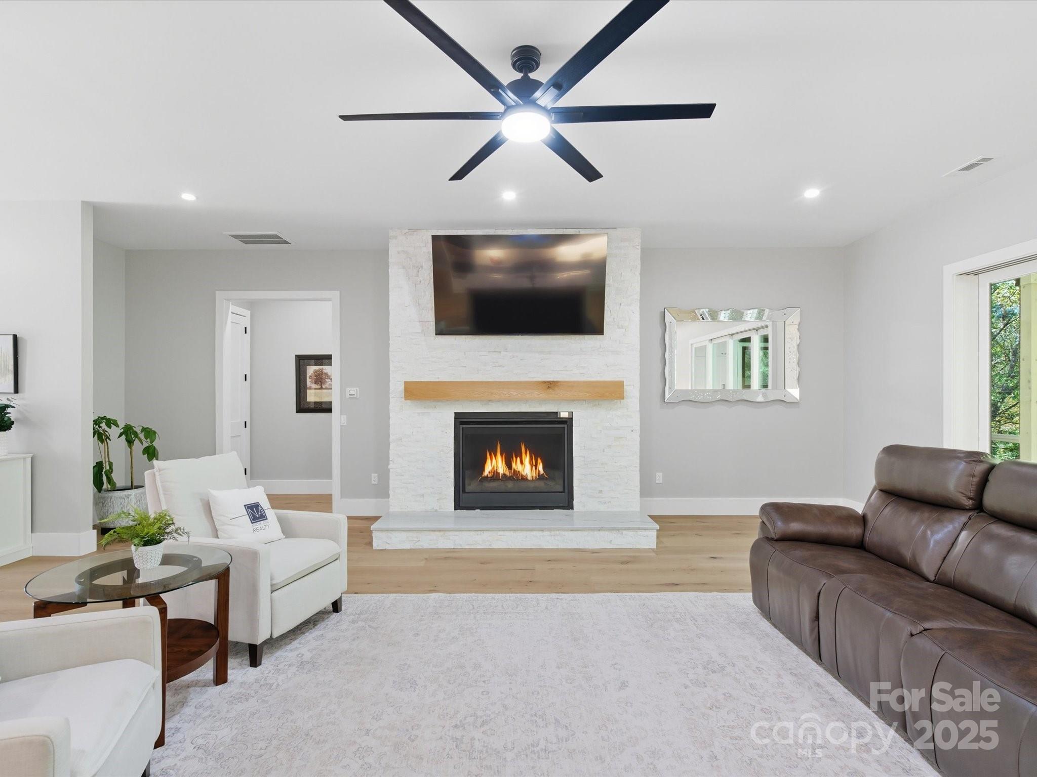 Steeple Gate - Residential