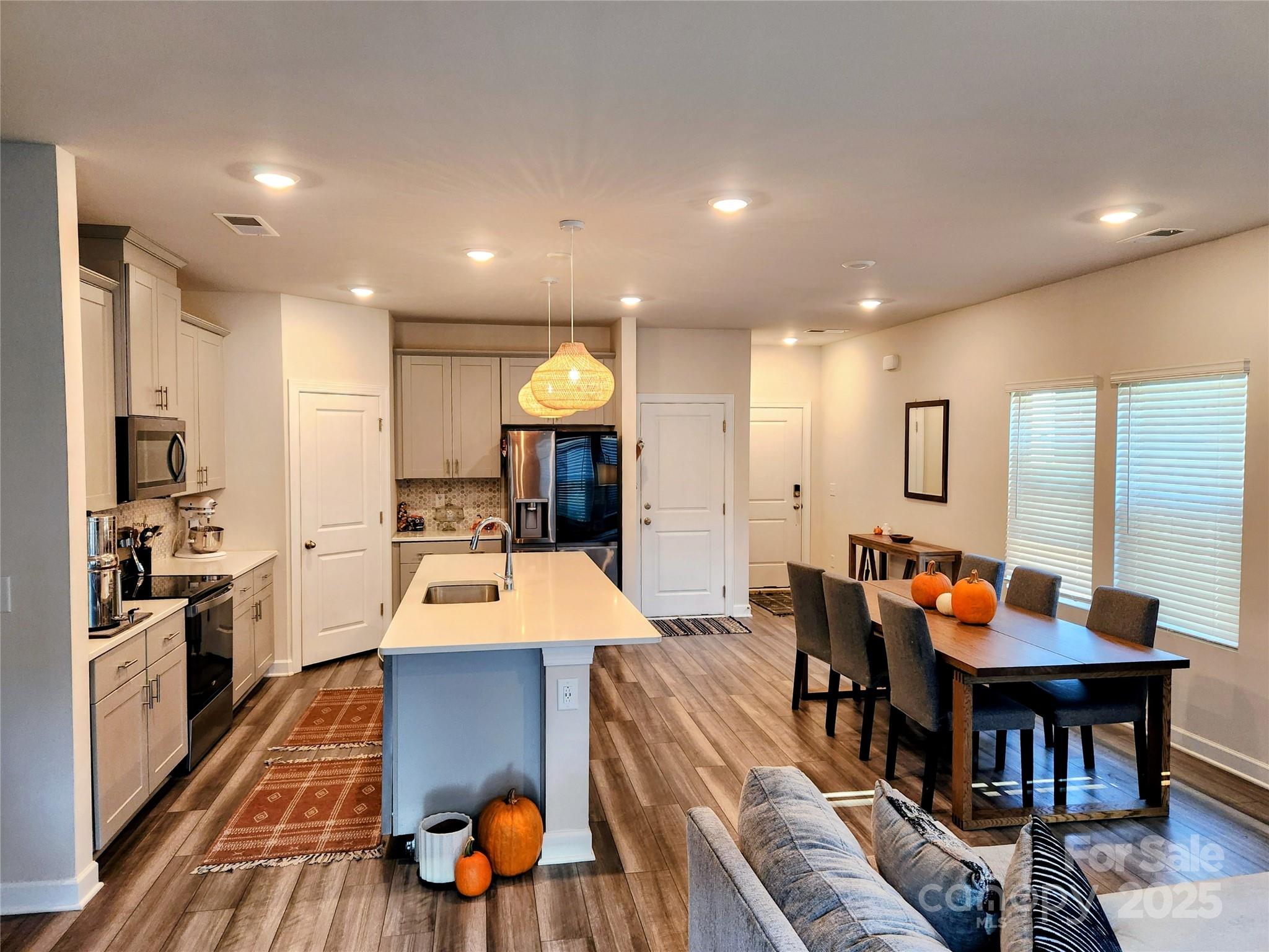 3873 County Down Avenue