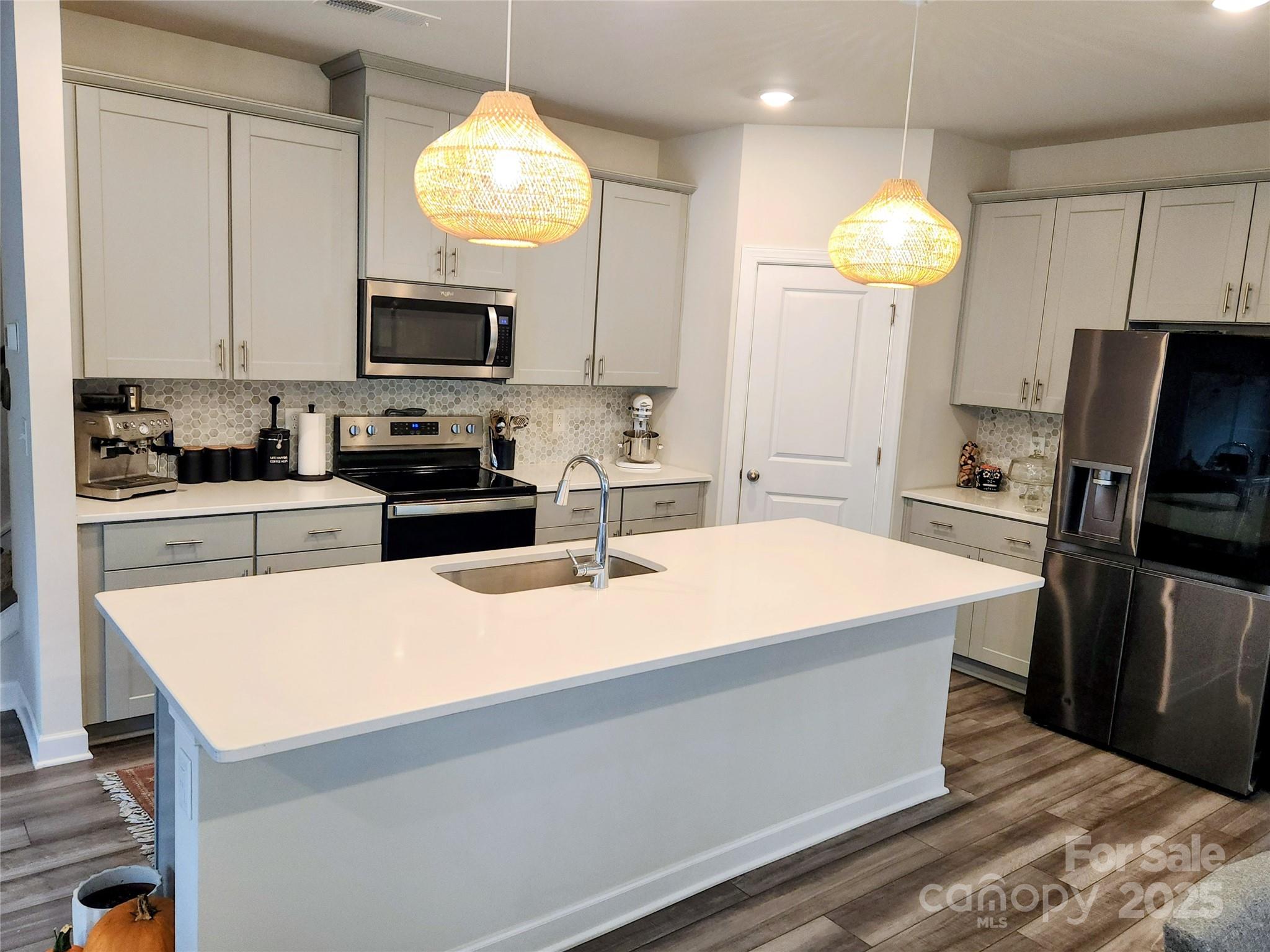 3873 County Down Avenue