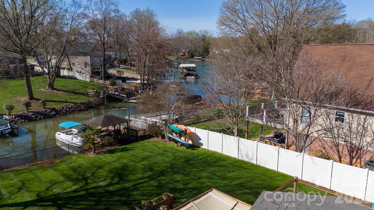 141 Bluewing Lane