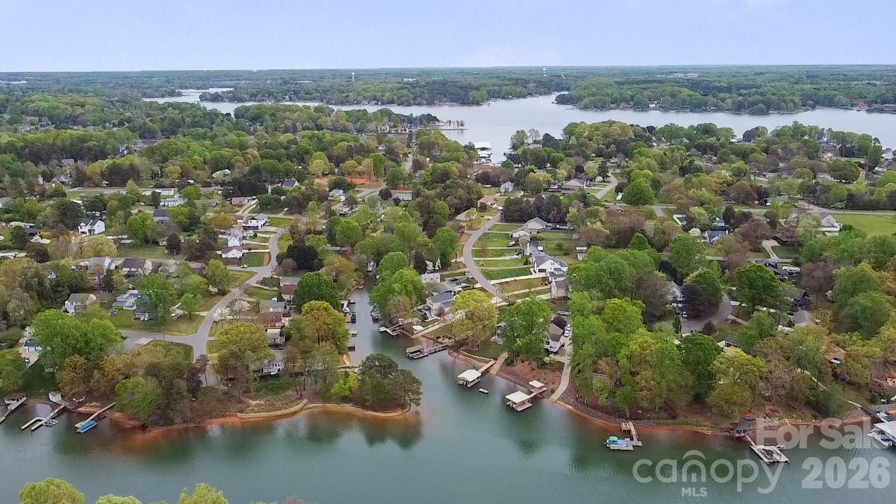 Commodore Peninsula - Residential