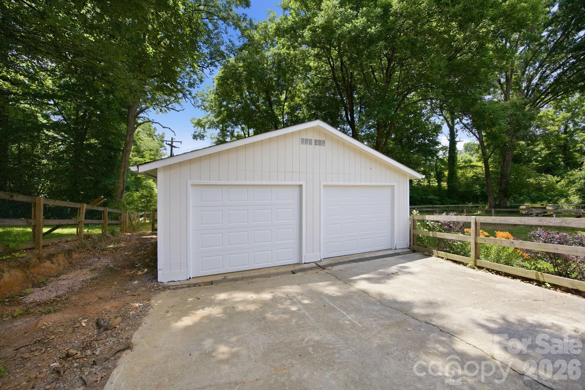 Forest Pawtuckett - Residential