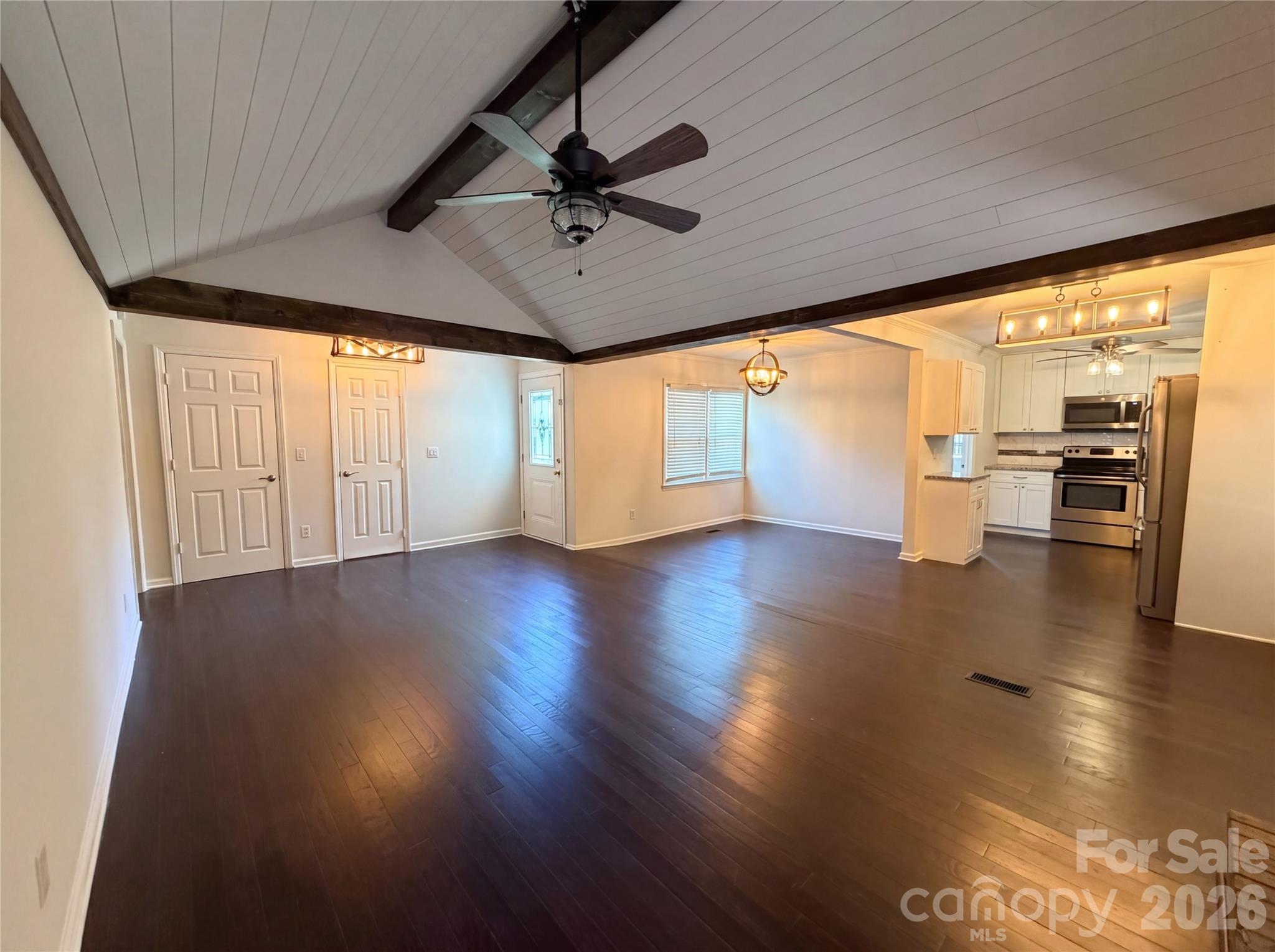 6727 Glenmoor Drive