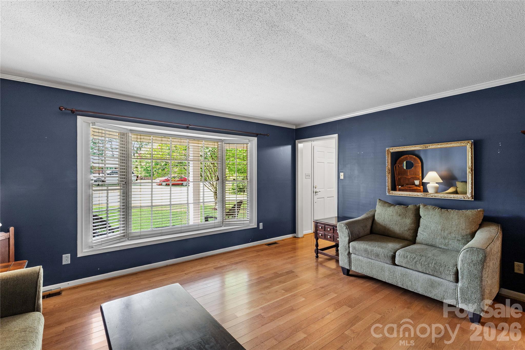 1214 Hawthorne Road