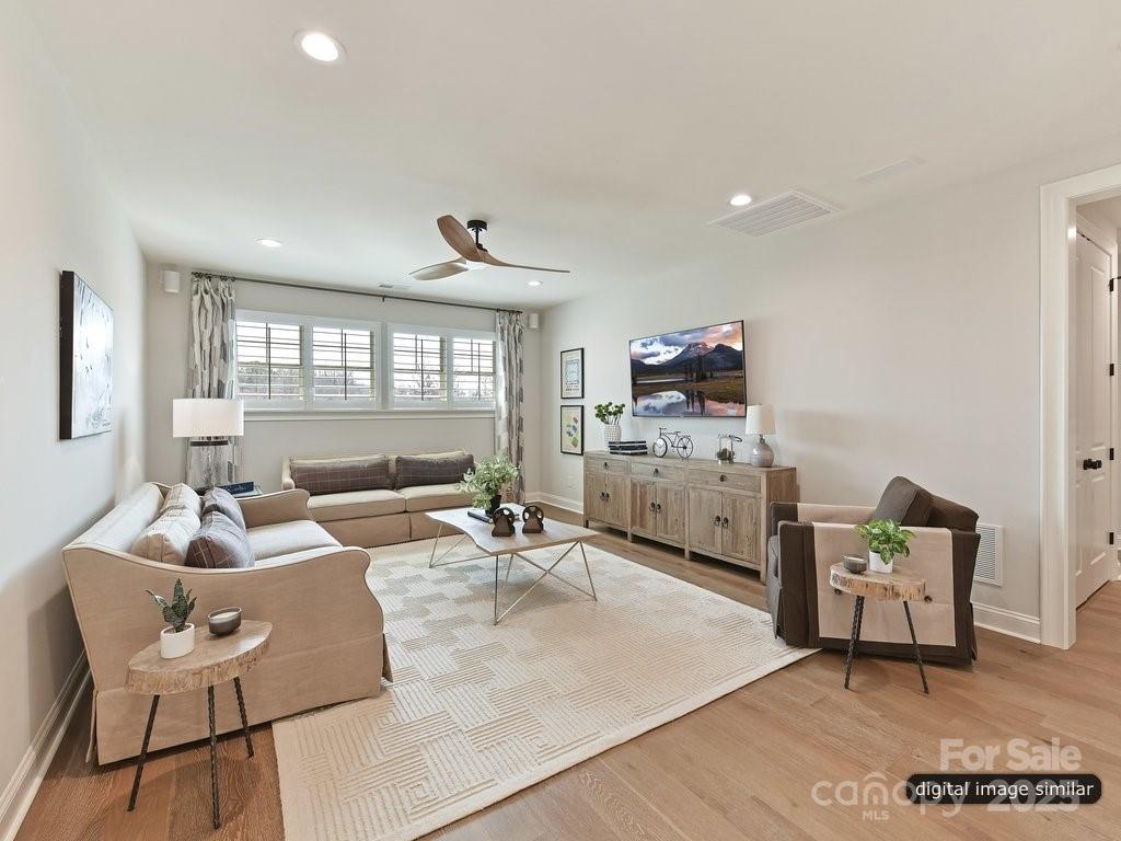 McLean - South Shore - Residential