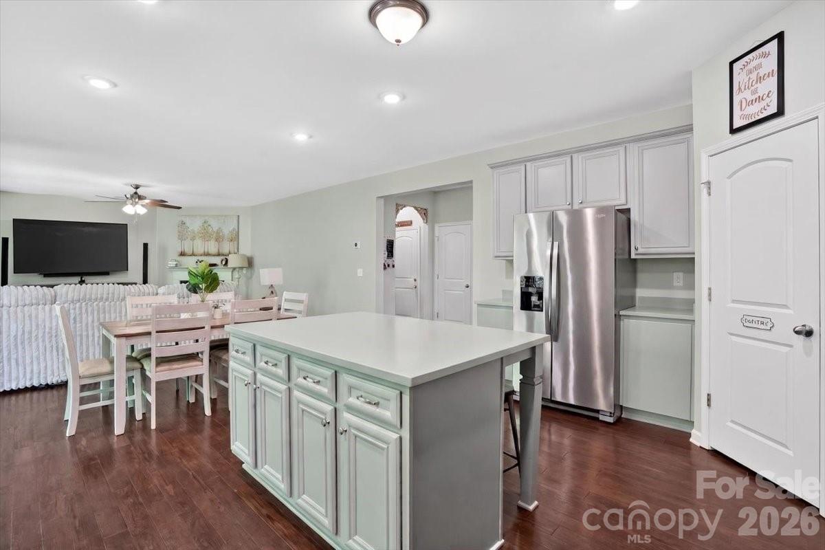 Pleasant Oaks - Residential