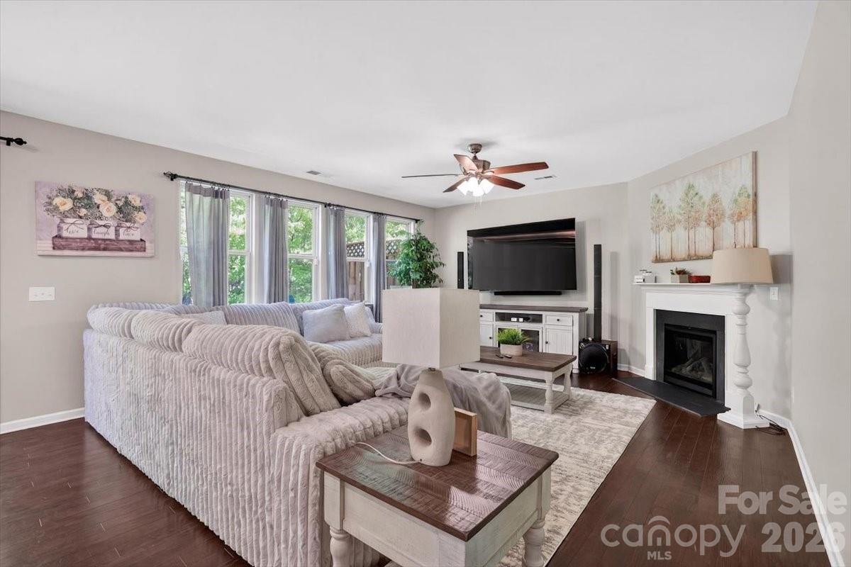 Pleasant Oaks - Residential