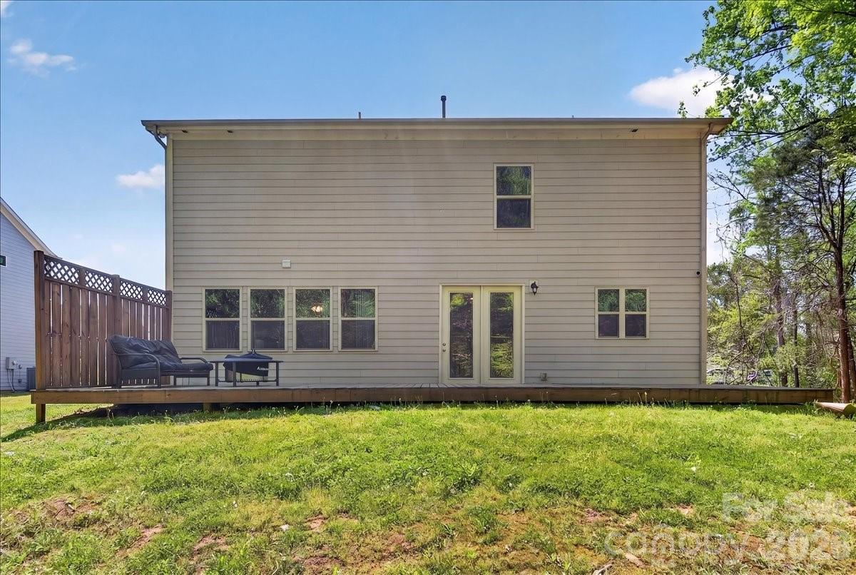 Pleasant Oaks - Residential