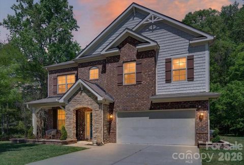 Photo of 265 Meadow Oaks Drive SE, Concord, NC 28025 (MLS # 4371825)