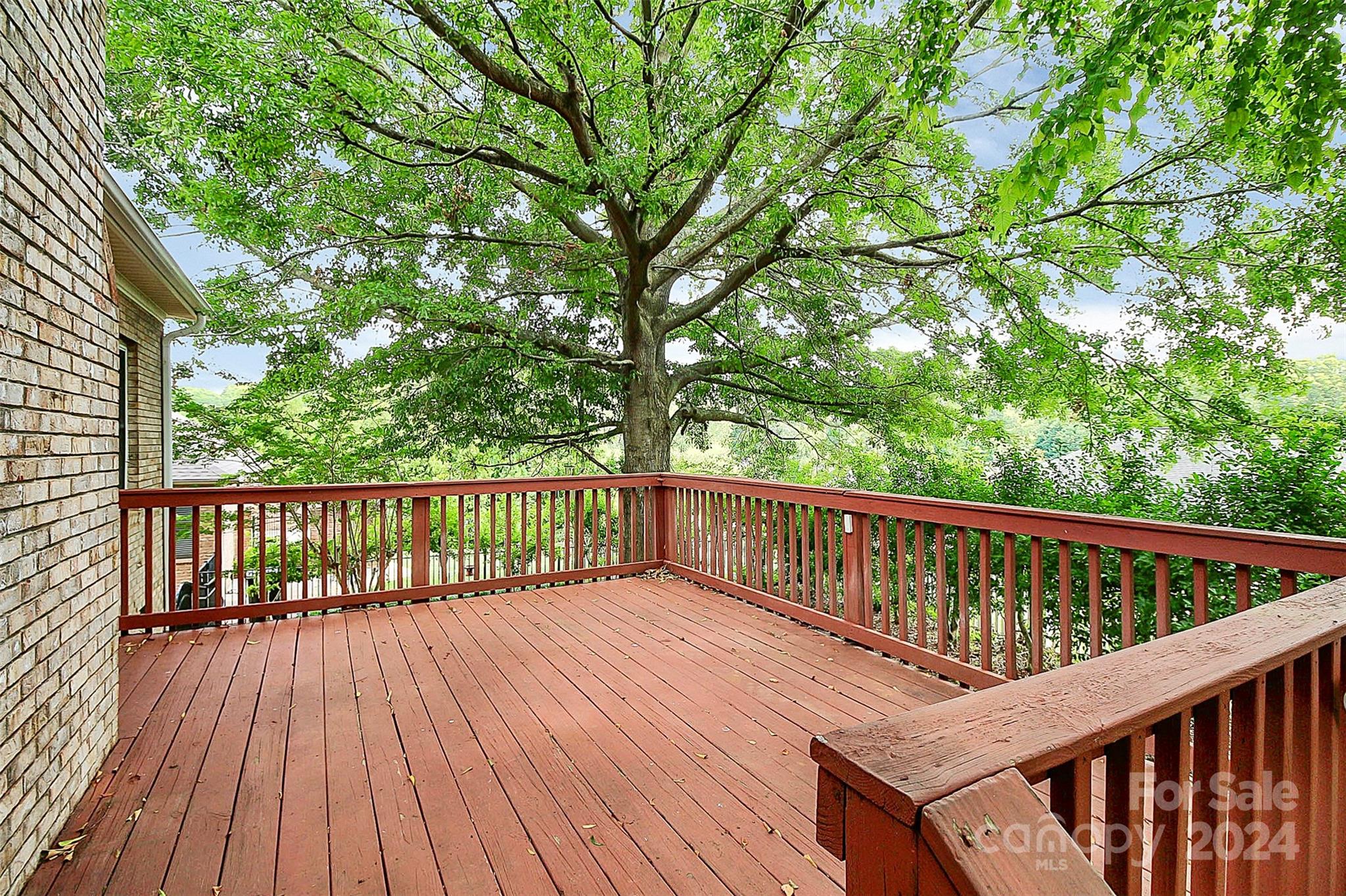 Creekside - Residential