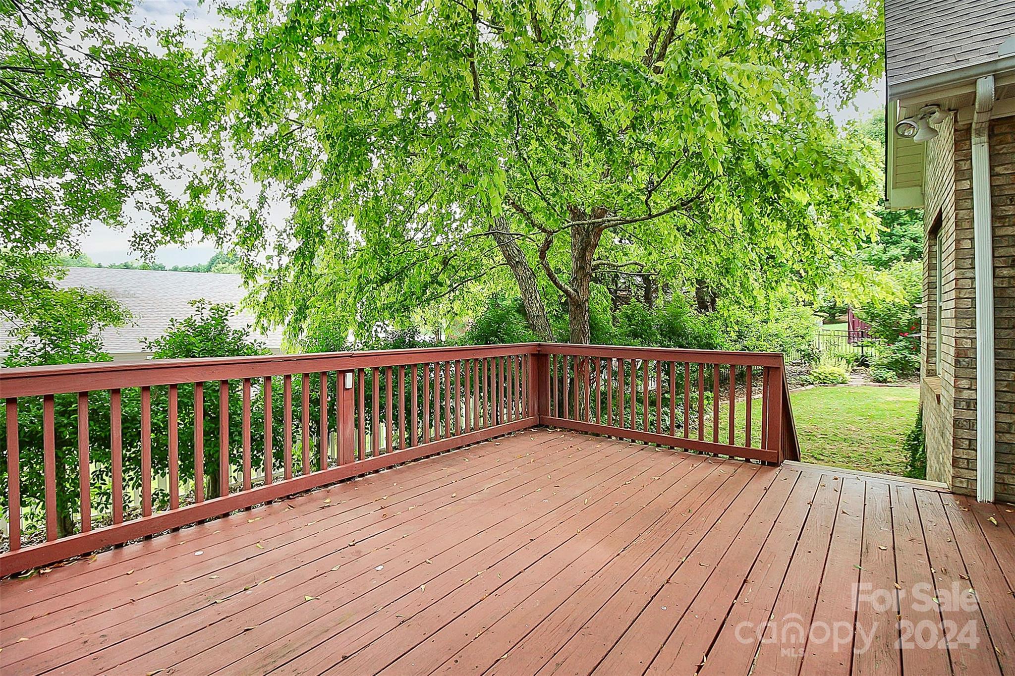 Creekside - Residential