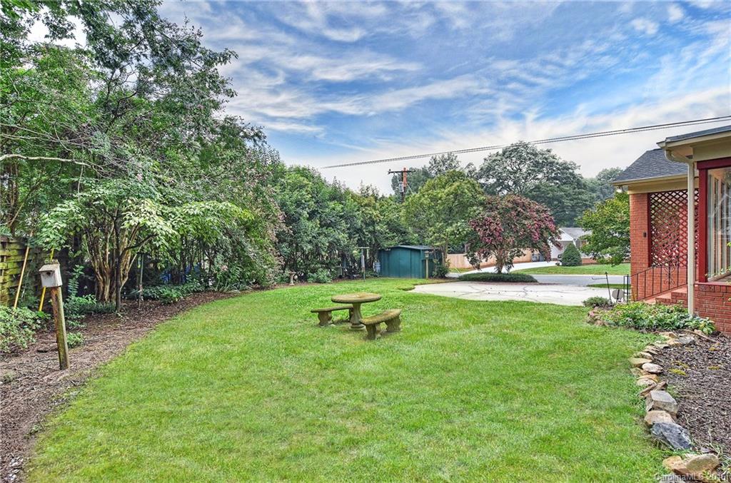 Sherwood Forest - Residential