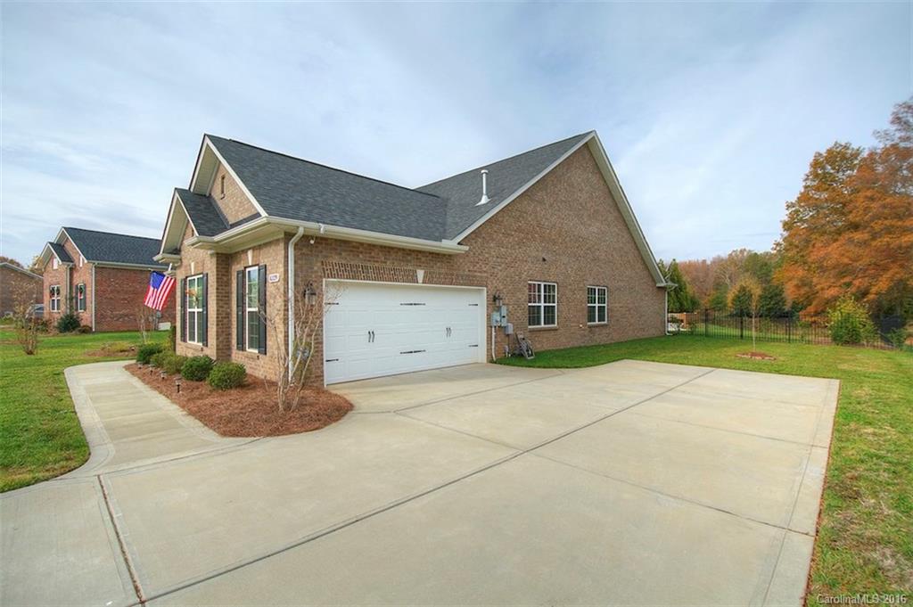 Olde Stonegate - Residential