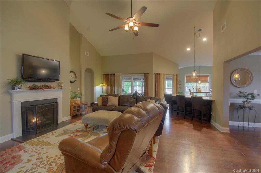 Olde Stonegate - Residential