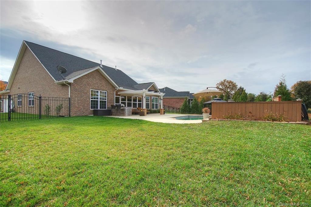 Olde Stonegate - Residential