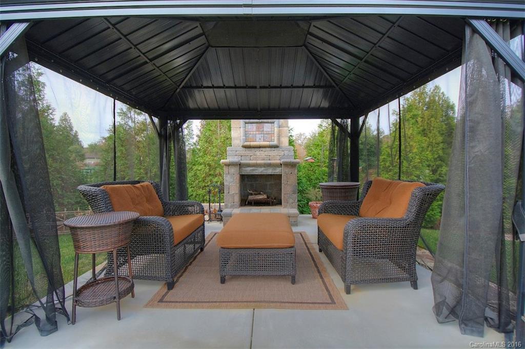 Olde Stonegate - Residential