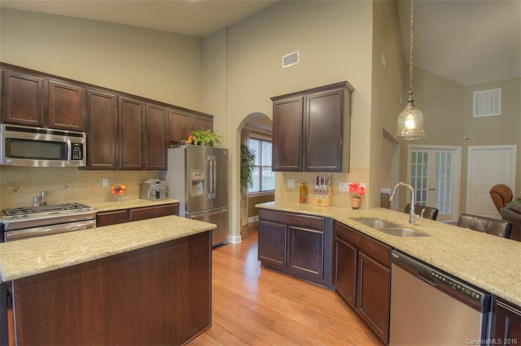 Olde Stonegate - Residential