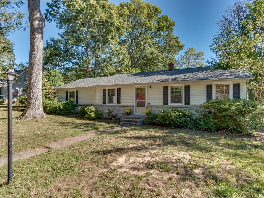 Royal Pines - Residential