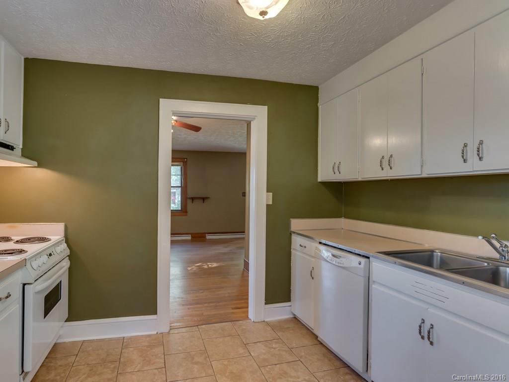 Royal Pines - Residential