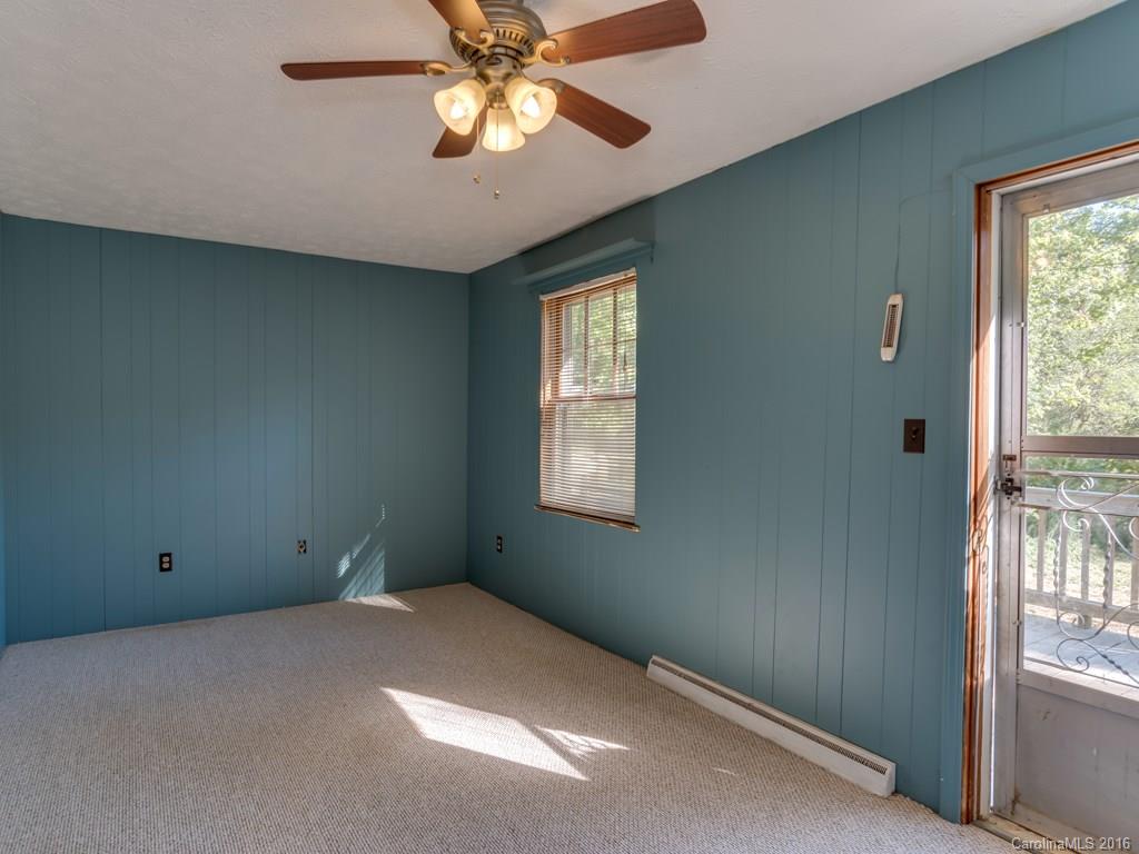 Royal Pines - Residential