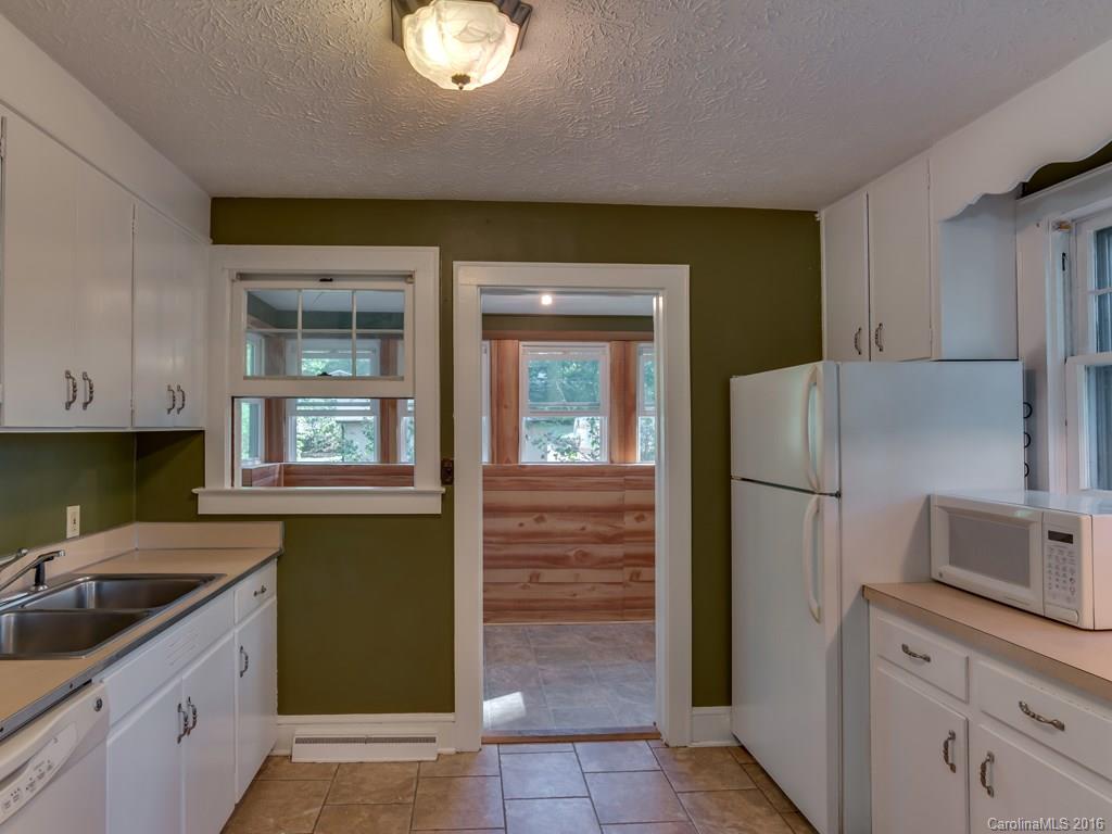 Royal Pines - Residential